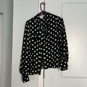 Unique vintage polka dot balloon sleeve top